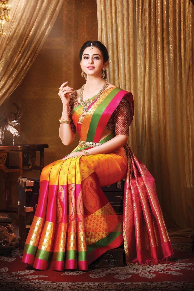silk-sarees-by-STYLCLOxRRtGeo